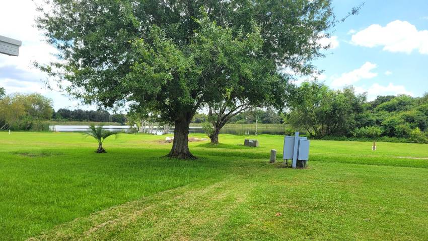 134 Baywood Dr. a Dundee, FL Mobile or Manufactured Home for Sale